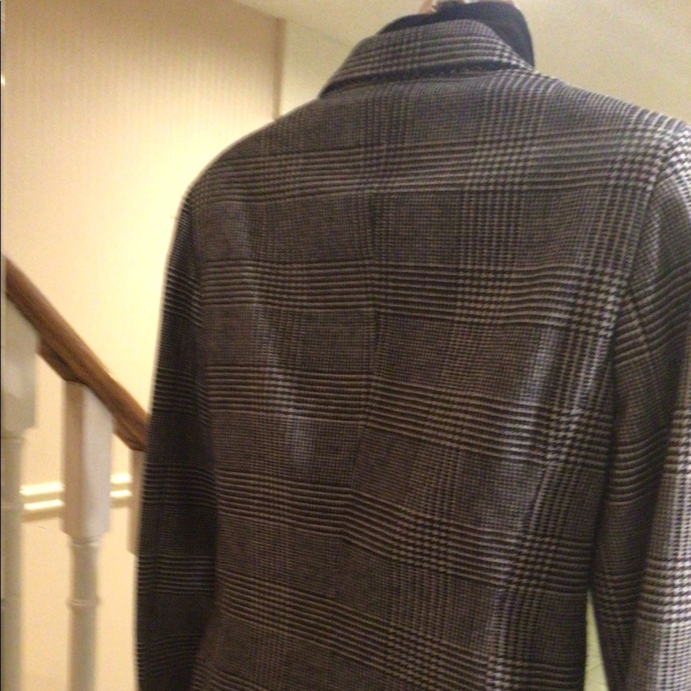 ⬇️Price Drop⬇️NWT black/white European flare blazer - Picture 4 of 5